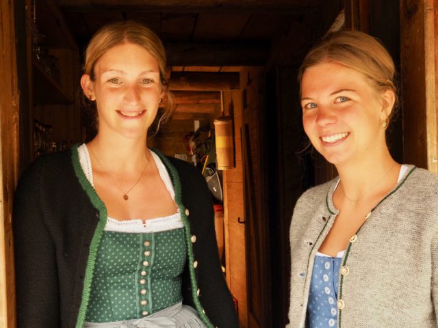 Sennerinnen der Priesbergalm-Sophia Franck und Julia Wurm