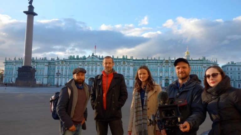 Prinzessin Maria von Preußen mit DOP Florian Bentele und Team in St.Petersburg