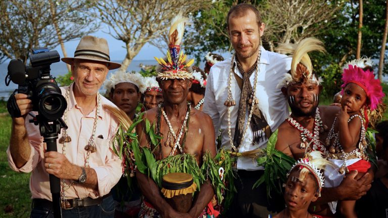 Mit DOP Pieter de Vries in Papua Neuguinea